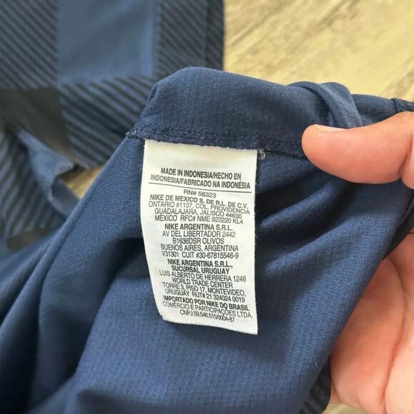 Authentic Manchester United AON 2013-14 Away Jersey Kit Size XL - Picture 6 of 8